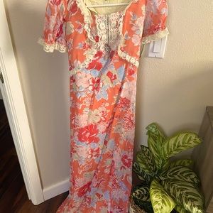 Vintage Floral Maxi Dress